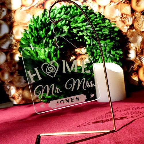 Mrs. And Mr. Home